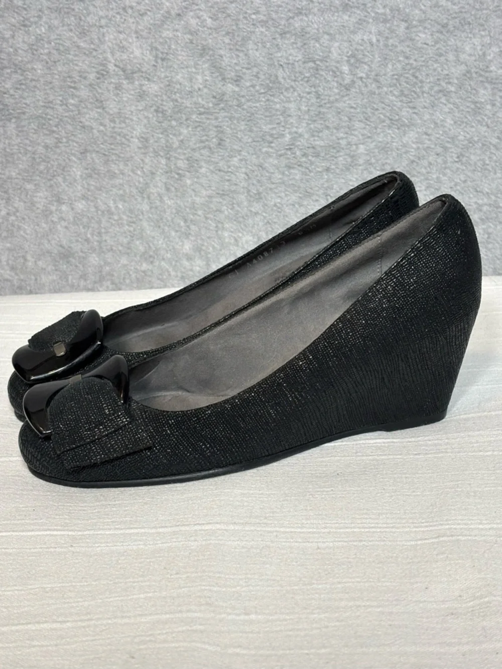 Stuart Weitzman Bucalina Textured Buckle Wedge Shoes-Black-Women Size 6.5 - Picture 4 of 11